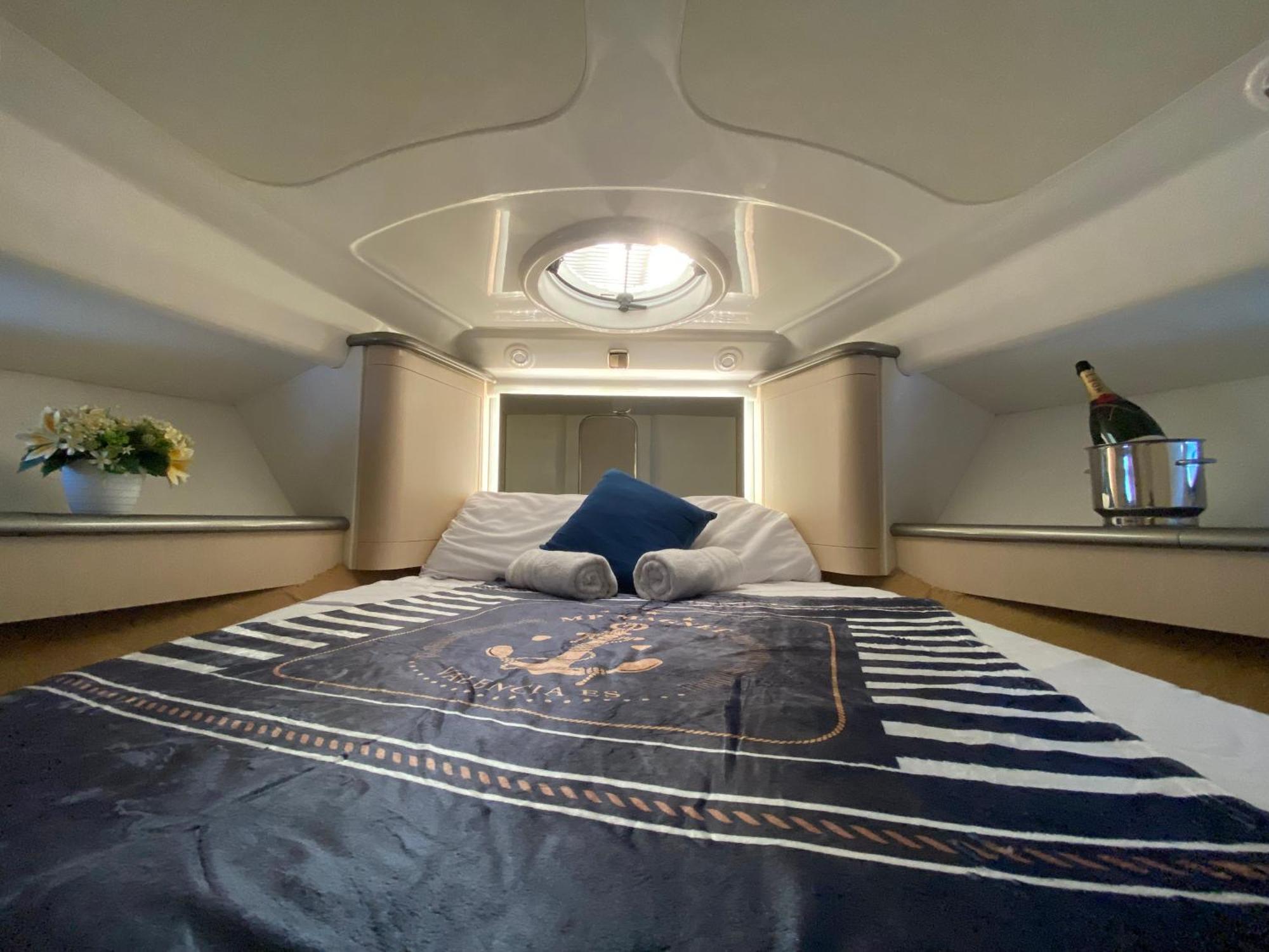 Hotel The Valencia Yacht Experience Extérieur photo